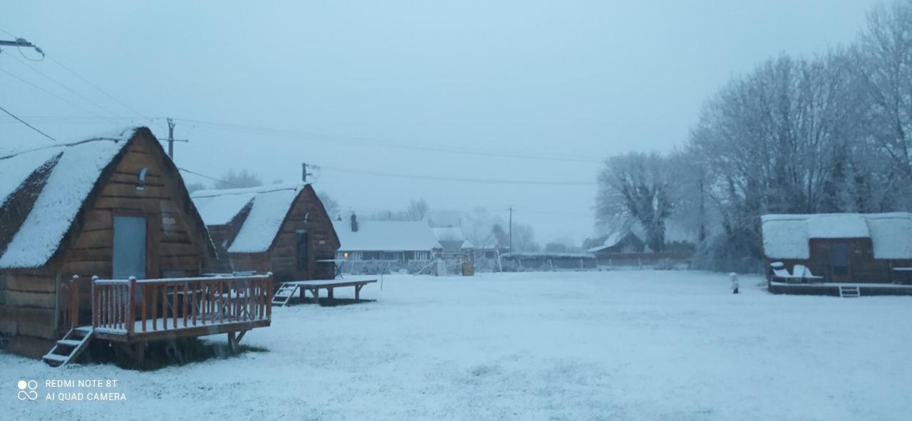 Les Mini-Chaumieres Villa Saint-Martin-Saint-Firmin Eksteriør billede
